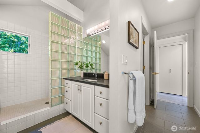 4355 Gooding Avenue, Bellingham, WA 98226