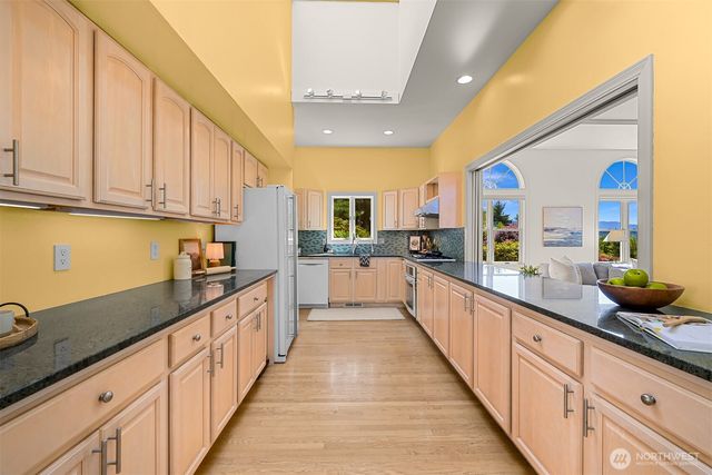 4355 Gooding Avenue, Bellingham, WA 98226