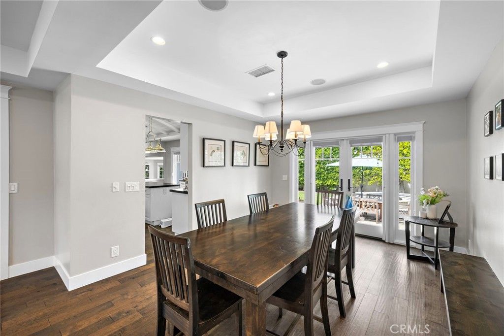 Image 11 of property listing at 2201 Aralia, Newport Beach, CA 92660