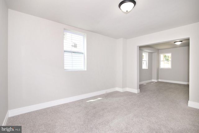 329 E WEIDMAN ST, Lebanon, PA 17046