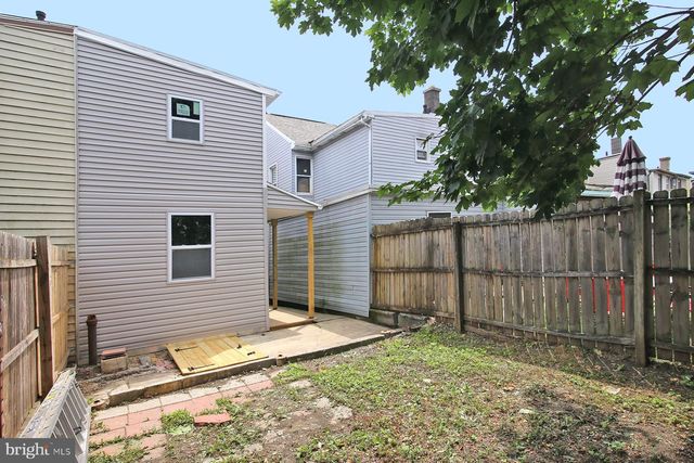 329 E WEIDMAN ST, Lebanon, PA 17046