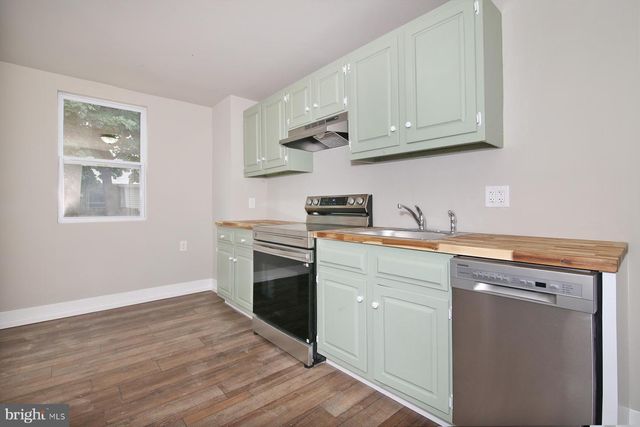 329 E WEIDMAN ST, Lebanon, PA 17046