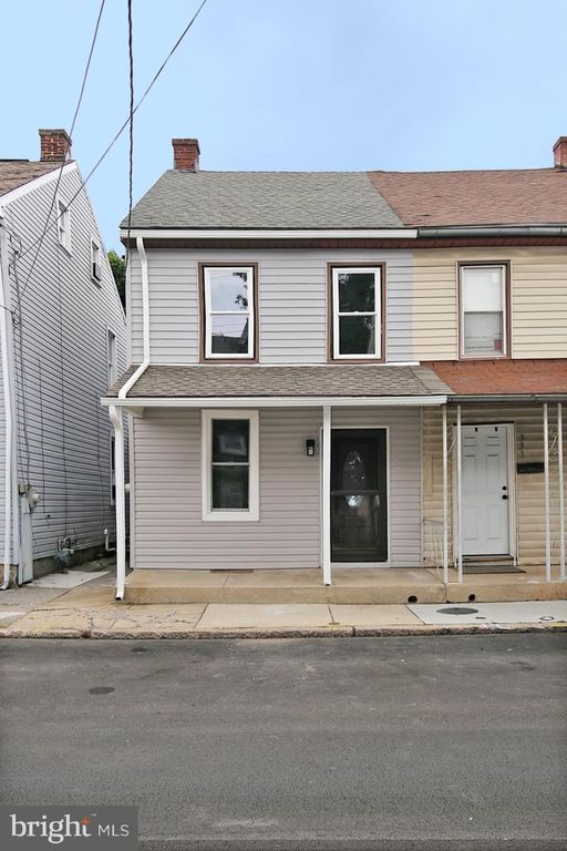 329 E WEIDMAN ST, Lebanon, PA 17046