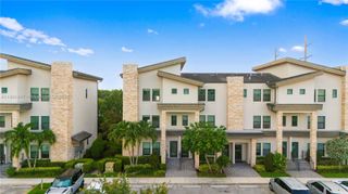 10467 NW 82nd Street 1, Doral, FL 33178