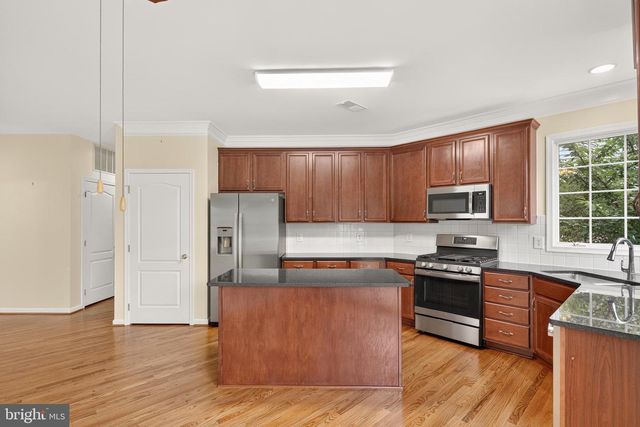 15039 GAINES MILL CIR, Haymarket, VA 20169