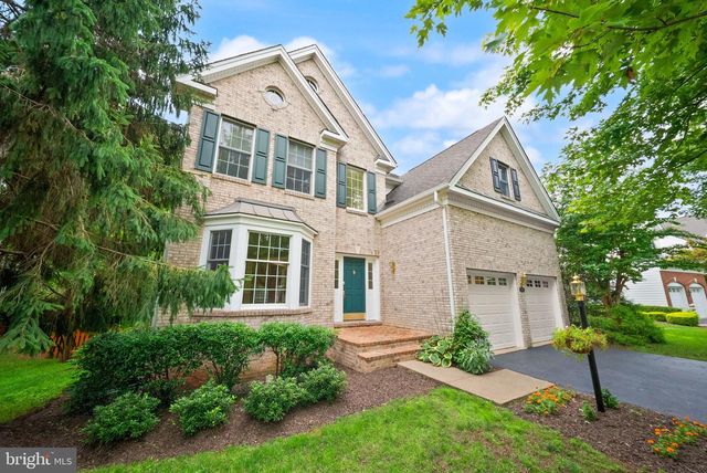 15039 GAINES MILL CIR, Haymarket, VA 20169