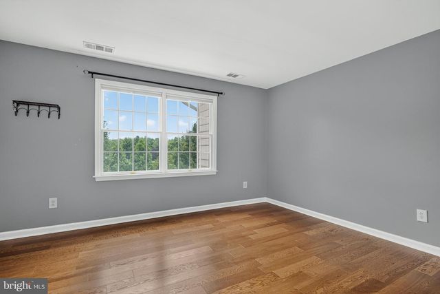 15039 GAINES MILL CIR, Haymarket, VA 20169