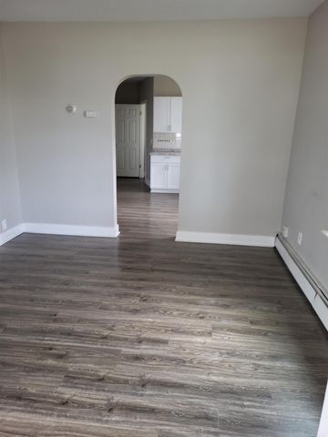 19236 Florida Street, Roseville, MI 48066