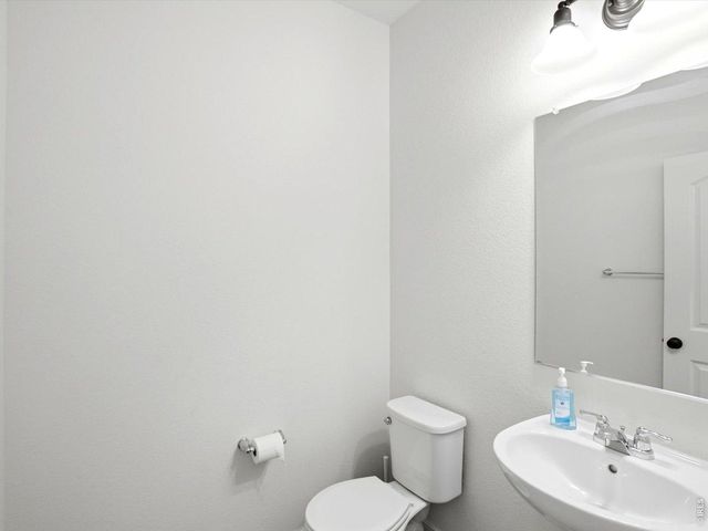 16457 Zuni Pl, Broomfield, CO 80023