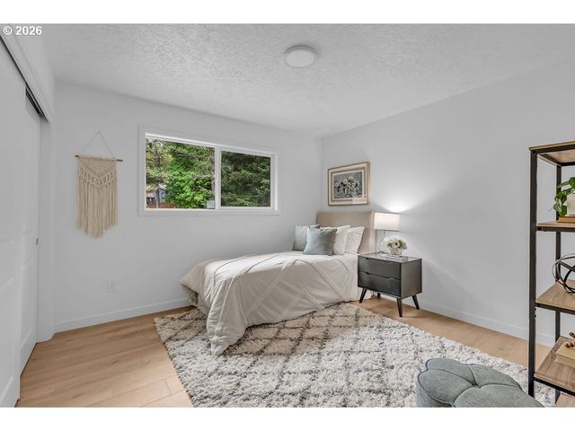 9864 Se KELA Ct, Happy Valley, OR 97086
