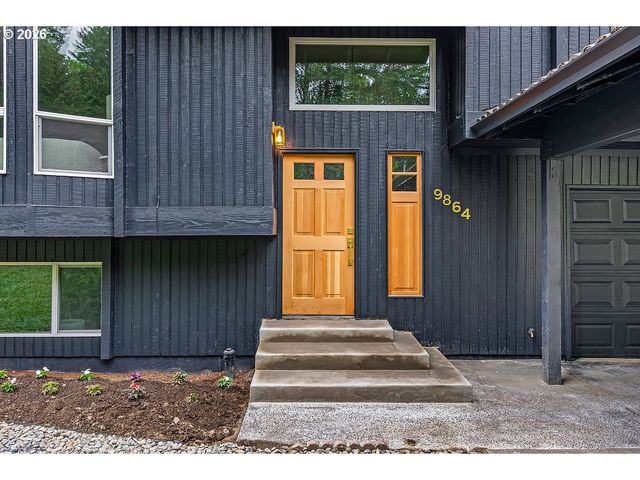 9864 Se KELA Ct, Happy Valley, OR 97086