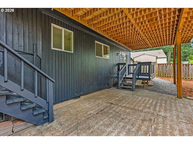 9864 Se KELA Ct, Happy Valley, OR 97086