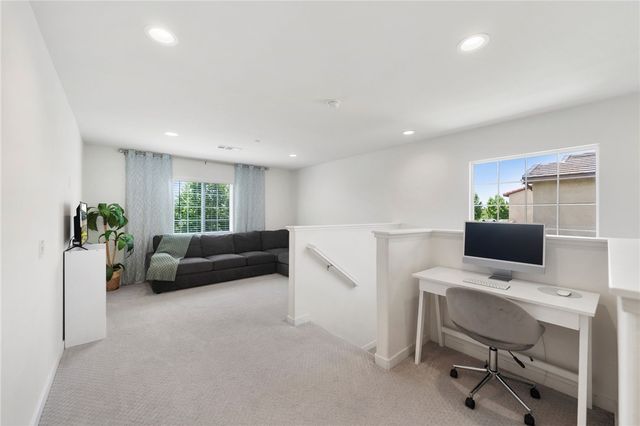 24248 Bay Laurel Avenue, Murrieta, CA 92562