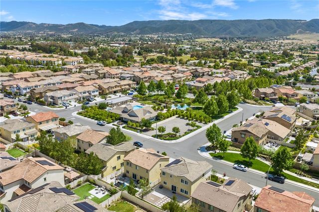 24248 Bay Laurel Avenue, Murrieta, CA 92562