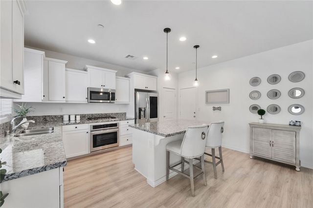24248 Bay Laurel Avenue, Murrieta, CA 92562