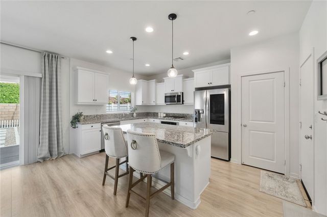 24248 Bay Laurel Avenue, Murrieta, CA 92562