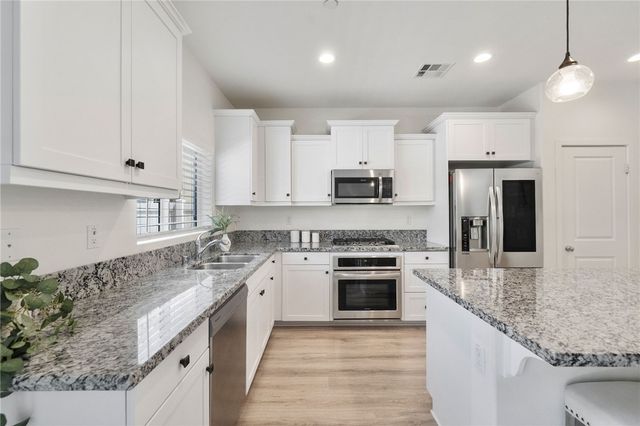 24248 Bay Laurel Avenue, Murrieta, CA 92562
