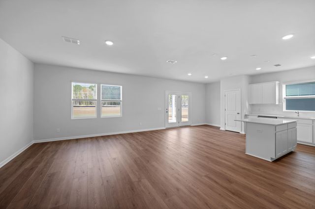 881 Meadowbrook Lane, Summerville, SC 29486
