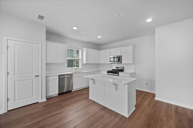881 Meadowbrook Lane, Summerville, SC 29486