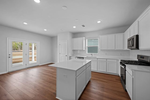 881 Meadowbrook Lane, Summerville, SC 29486