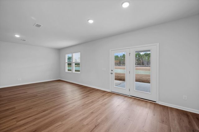 881 Meadowbrook Lane, Summerville, SC 29486
