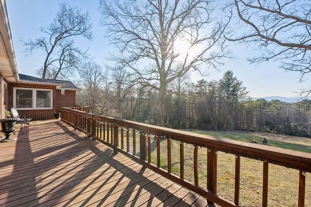 340 La Vista Drive, Blue Ridge, GA 30513