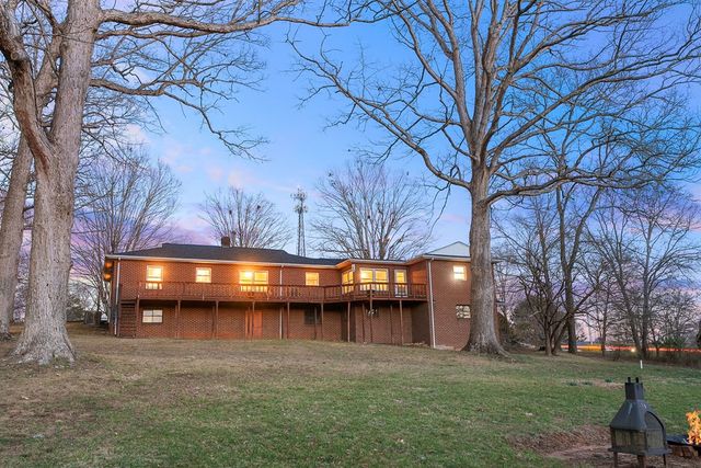 340 La Vista Drive, Blue Ridge, GA 30513