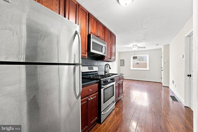 406 PIERCE ST, Philadelphia, PA 19148