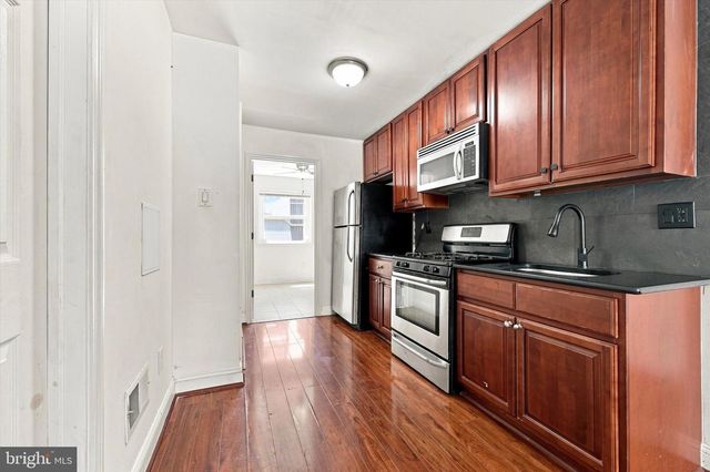 406 PIERCE ST, Philadelphia, PA 19148