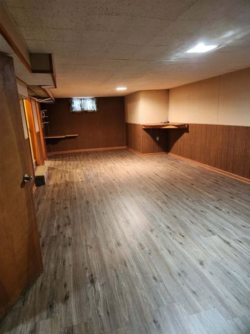 601 Berkley Drive, Dyer, IN 46311