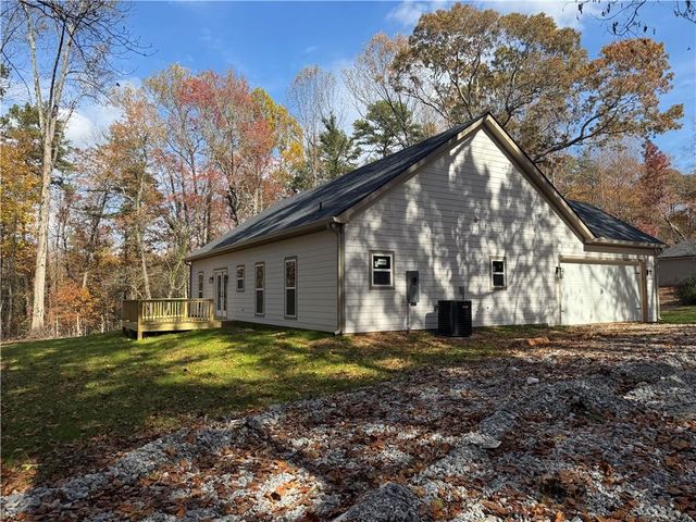 120 Kings Crossing Drive, Dawsonville, GA 30534