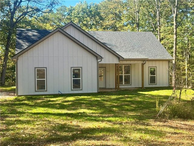 120 Kings Crossing Drive, Dawsonville, GA 30534