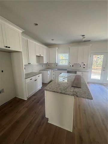 120 Kings Crossing Drive, Dawsonville, GA 30534