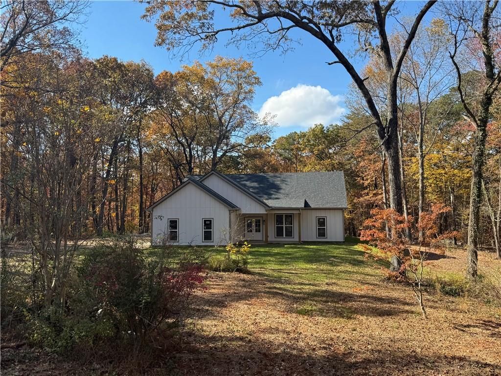 120 Kings Crossing Drive, Dawsonville, GA 30534