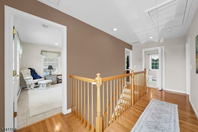 2 Brights Point Rd, Jefferson Twp., NJ 07849
