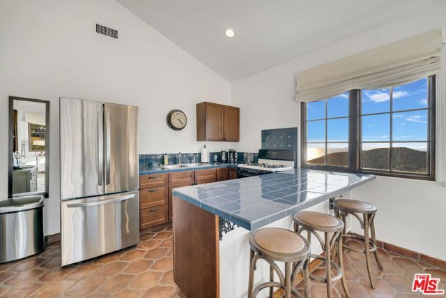 9785 Deer Creek Road, Malibu, CA 90265