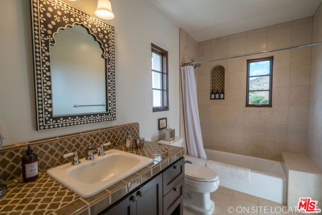 9785 Deer Creek Road, Malibu, CA 90265