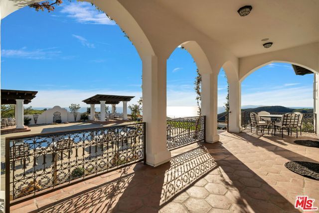 9785 Deer Creek Road, Malibu, CA 90265