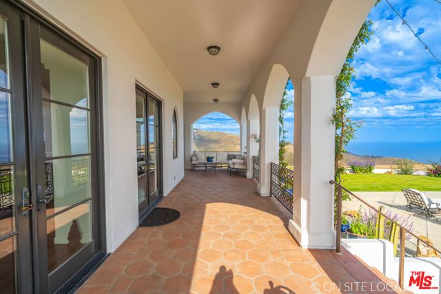 9785 Deer Creek Road, Malibu, CA 90265