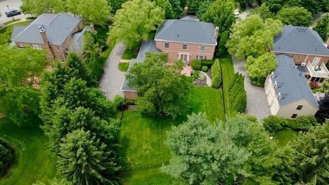 3762 Pembrooke Green E, New Albany, OH 43054