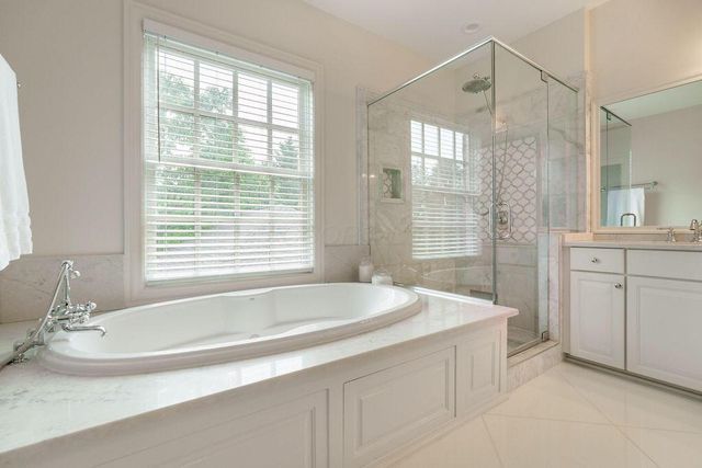 3762 Pembrooke Green E, New Albany, OH 43054