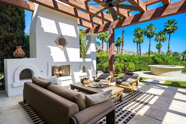 53660 Del Gato Drive, La Quinta, CA 92253