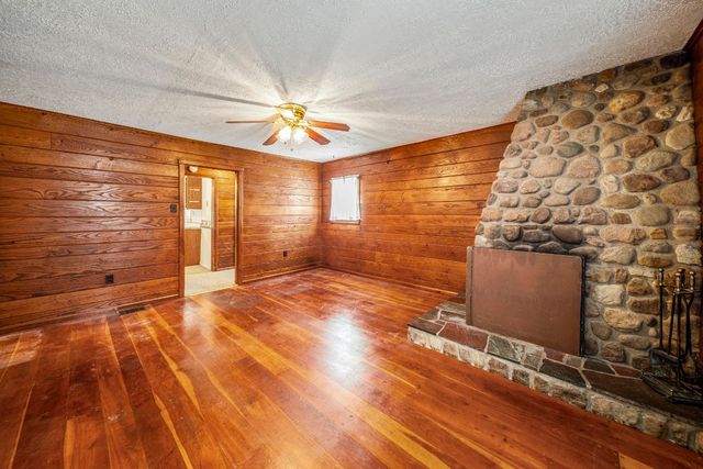 2114 CANTON Avenue, Erie, PA 16508