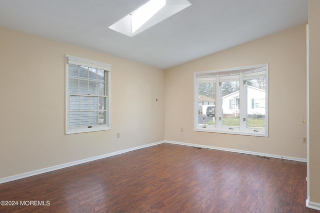 16 Pine Tree Lane, Manalapan, NJ 07726