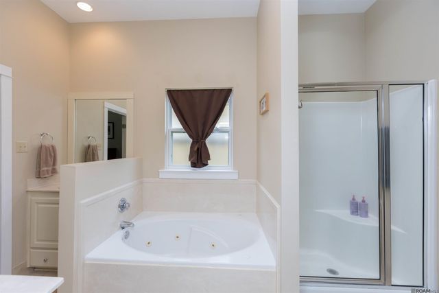 9379 Boone Dr, Baton Rouge, LA 70810