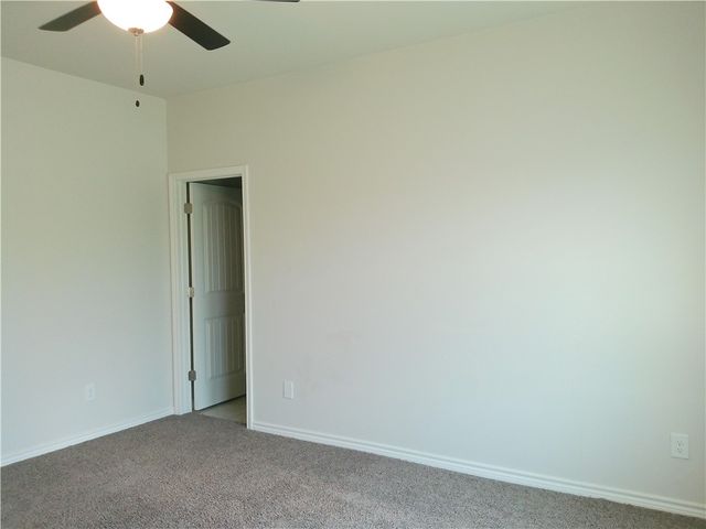 7701 Lariat Toss Dr, Corpus Christi, TX 78414