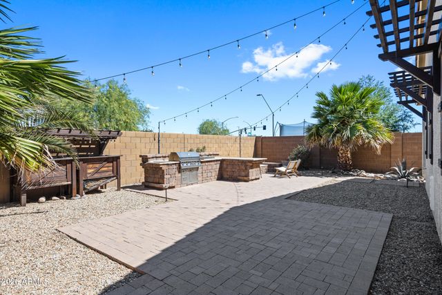624 W BLUE RIDGE Drive, San Tan Valley, AZ 85140