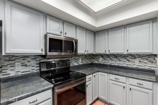 9113 W KIMBERLY Way, Peoria, AZ 85382