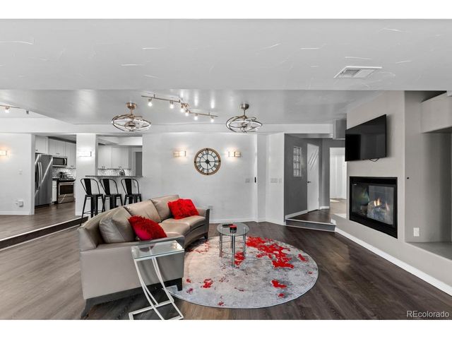192 October Pl, Castle Rock, CO 80104