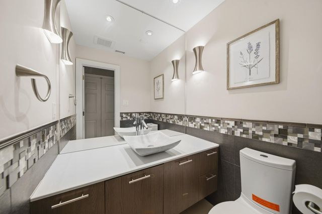5100 San Felipe Street 374E, Houston, TX 77056